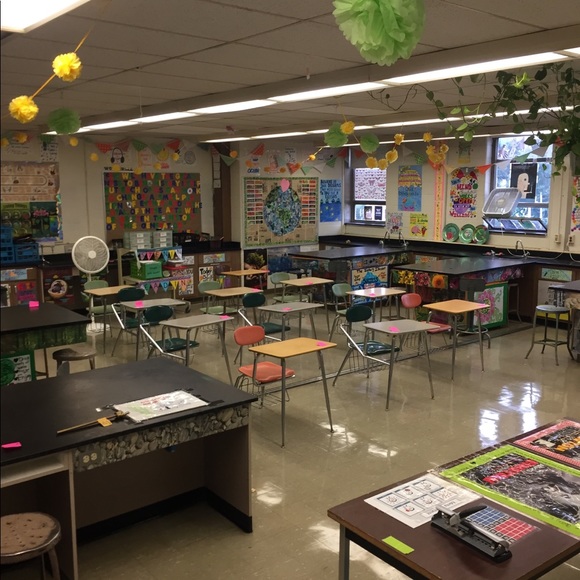 Meet your Posher, Brooke - Picture 3 of 4